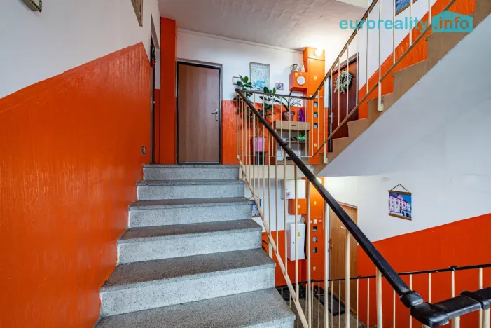 Prodej bytu 1+1, Luby, Tovární, 36 m2