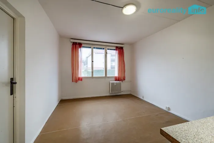 Prodej bytu 1+1, Luby, Tovární, 36 m2