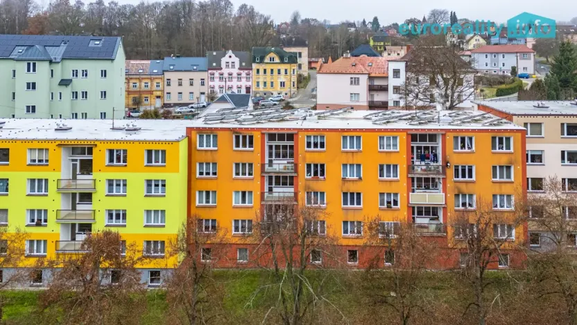 Prodej bytu 1+1, Luby, Tovární, 36 m2