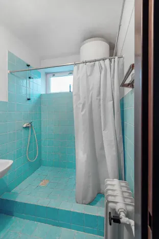 Prodej rodinného domu, Velim, náměstí Obránců míru, 180 m2