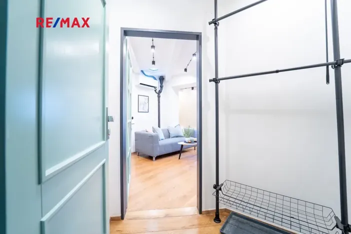 Prodej bytu 1+kk, Praha - Holešovice, Veverkova, 40 m2