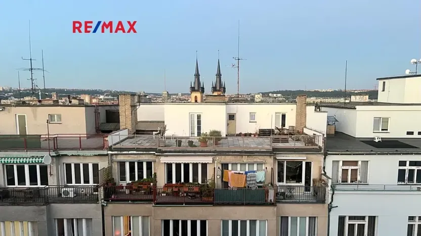 Prodej bytu 1+kk, Praha - Holešovice, Veverkova, 40 m2