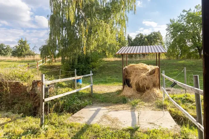 Prodej rodinného domu, Bžany, 240 m2