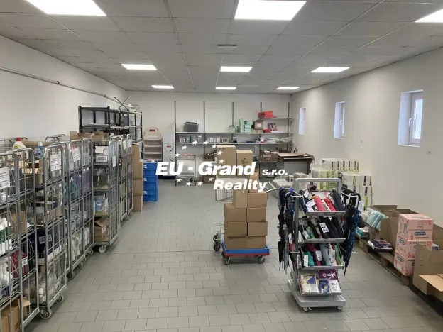 Pronájem obchodního prostoru, Varnsdorf, Kmochova, 450 m2