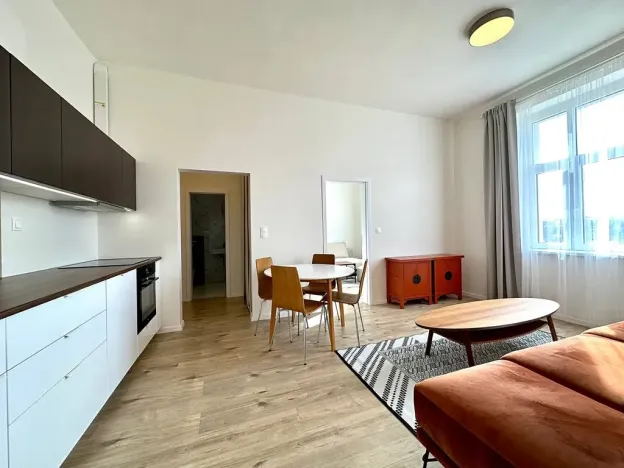 Pronájem bytu 3+kk, Praha, Zenklova, 58 m2