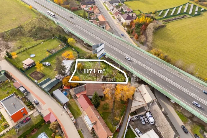 Prodej komerčního pozemku, Benátky nad Jizerou, 1172 m2