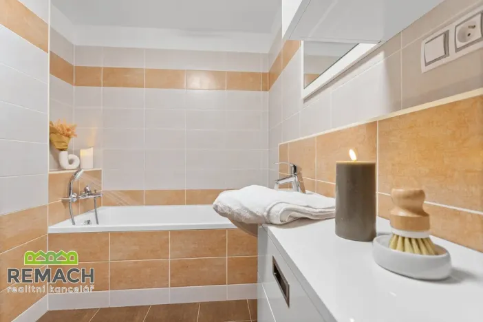 Pronájem bytu 3+kk, Náchod, Bartoňova, 82 m2