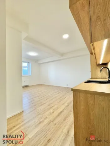 Pronájem bytu 1+kk, Opava - Kateřinky, Rolnická, 31 m2