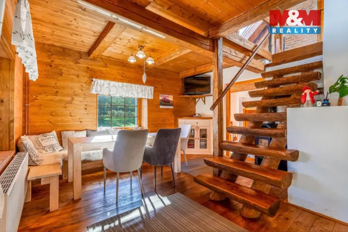 Prodej rodinného domu, Volary - Chlum, 279 m2