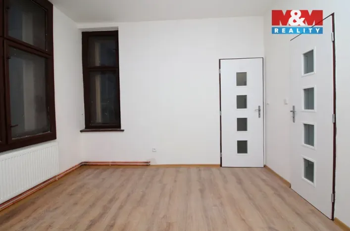 Pronájem bytu 1+1, Úpice, Palackého, 41 m2