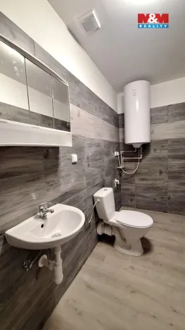 Pronájem bytu 1+1, Úpice, Palackého, 41 m2