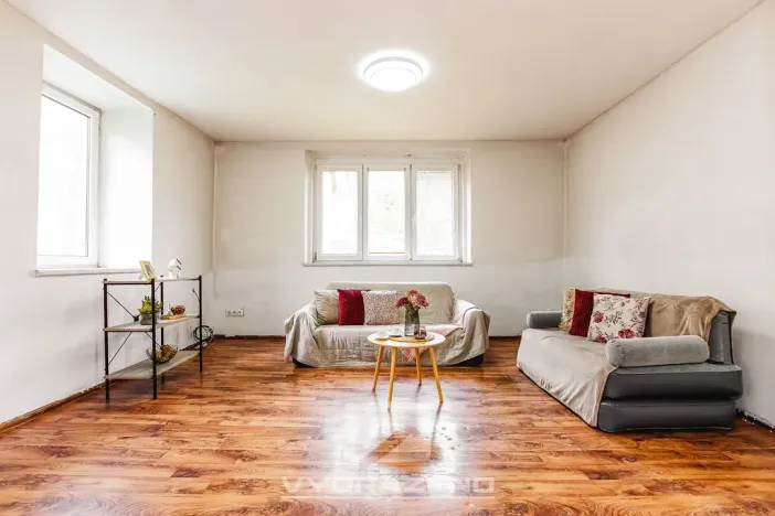 Prodej bytu 4+kk, Černov, 95 m2