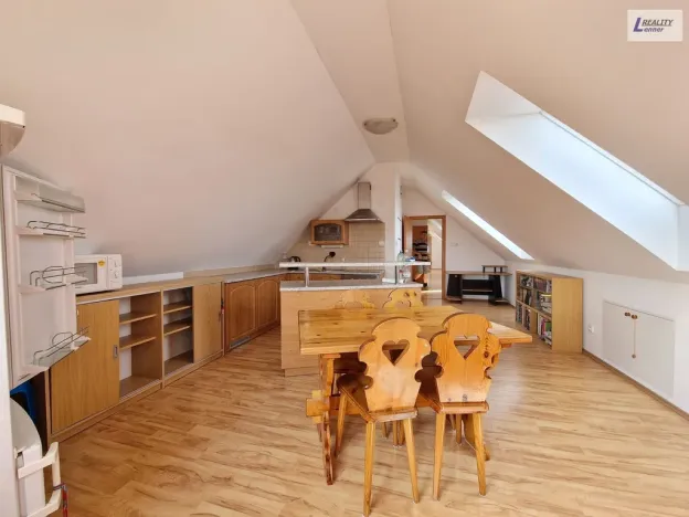 Pronájem bytu 2+1, Příbram - Příbram VI-Březové Hory, Rožmitálská, 89 m2