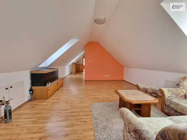 Pronájem bytu 2+1, Příbram - Příbram VI-Březové Hory, Rožmitálská, 89 m2