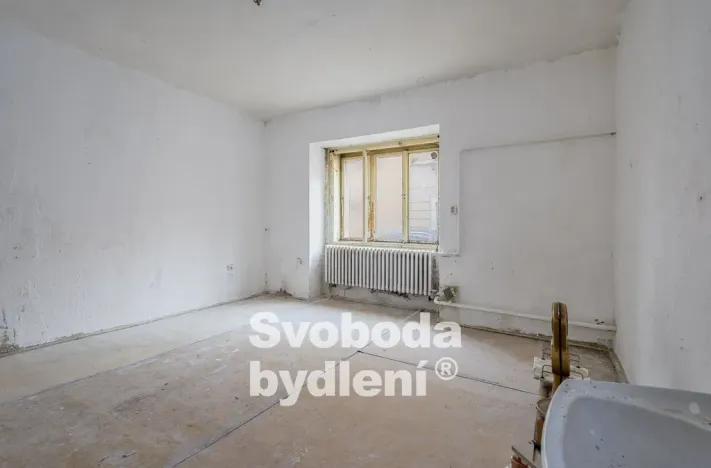 Prodej rodinného domu, Kostelec nad Černými lesy - Kostelec nad Černými Lesy, Pražská, 682 m2