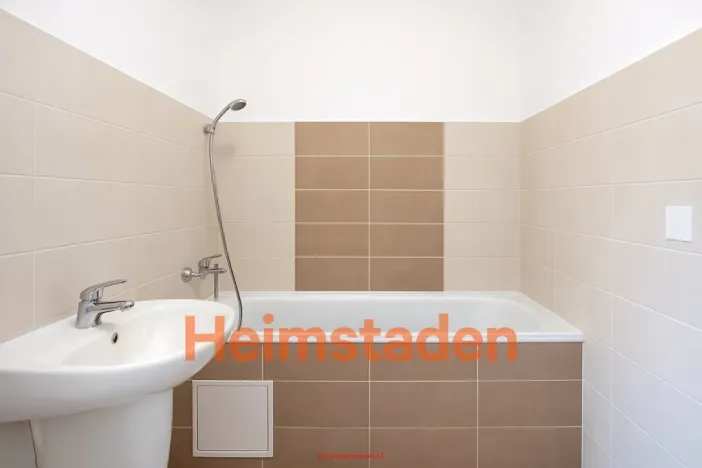 Pronájem bytu 2+kk, Frýdek-Místek - Frýdek, Nad Stadionem, 38 m2