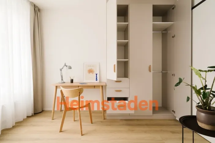 Pronájem bytu 3+kk, Praha - Holešovice, U Pergamenky, 83 m2