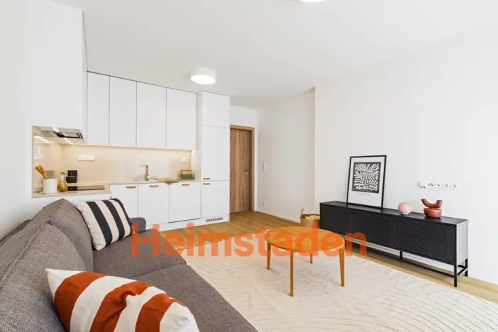 Pronájem bytu 2+kk, Praha - Holešovice, Vrbenského, 56 m2