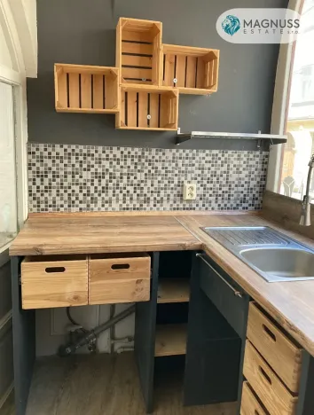 Pronájem obchodního prostoru, Olomouc, Denisova, 12 m2