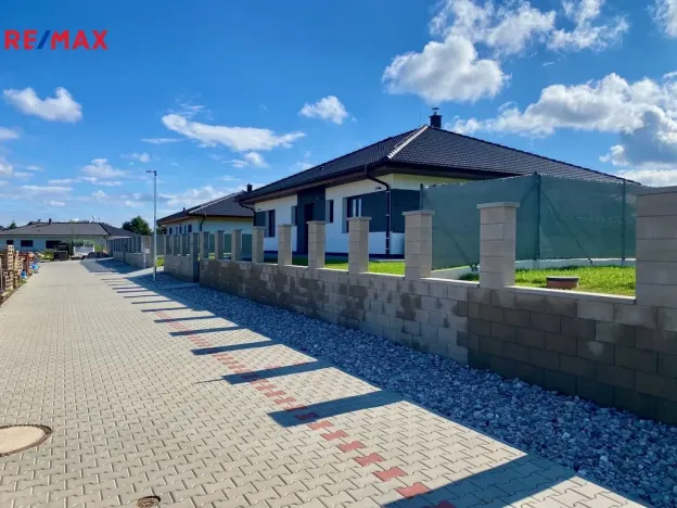 Pronájem rodinného domu, Mukařov - Srbín, Heřmánková, 127 m2