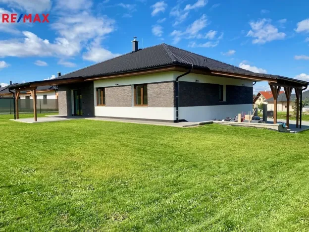 Pronájem rodinného domu, Mukařov - Srbín, Heřmánková, 127 m2