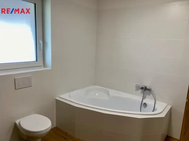 Pronájem rodinného domu, Mukařov - Srbín, Heřmánková, 127 m2