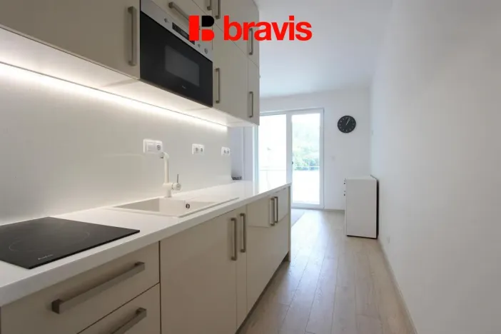 Pronájem bytu 1+kk, Brno, Poříčí, 26 m2