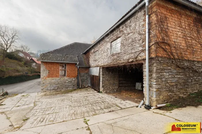 Prodej zemědělské usedlosti, Kněževes - Jobova Lhota, 175 m2