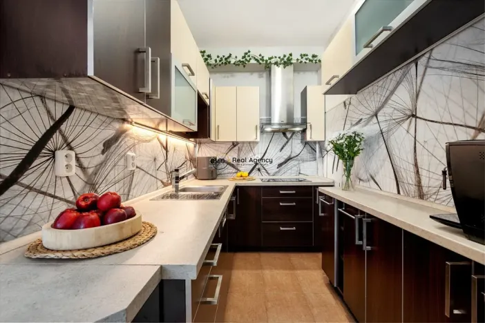 Prodej bytu 2+kk, Praha - Vinoř, Českodubská, 63 m2