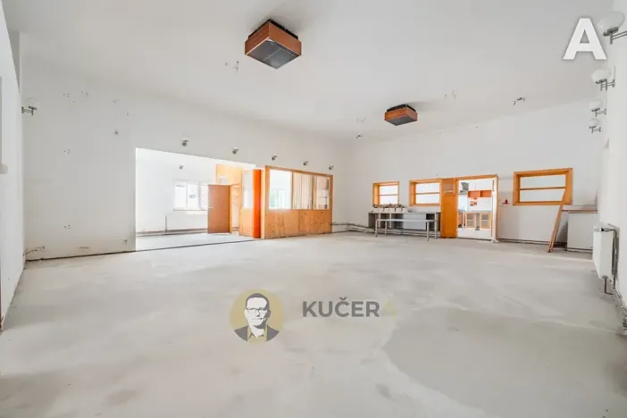 Prodej rodinného domu, Velká Chmelištná, 550 m2