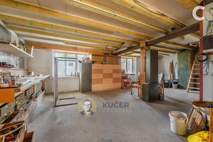 Prodej rodinného domu, Velká Chmelištná, 550 m2