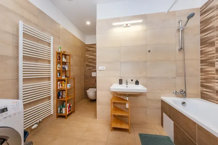 Prodej bytu 2+kk, Praha - Libeň, Ocelářská, 54 m2