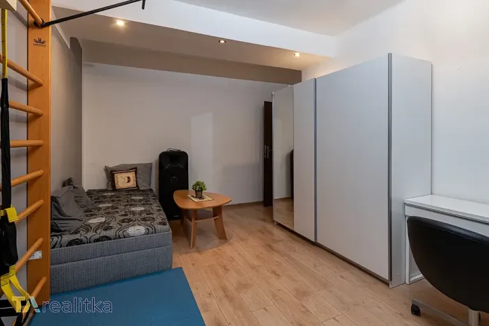 Prodej bytu 3+kk, Karviná, Mendelova, 77 m2