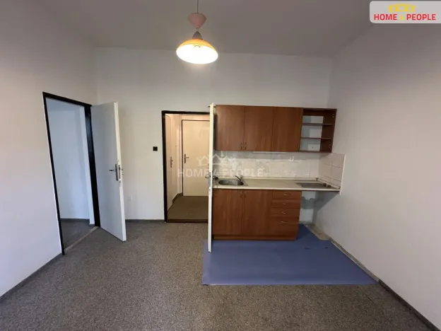 Pronájem bytu 1+1, Praha - Holešovice, Přístavní, 37 m2