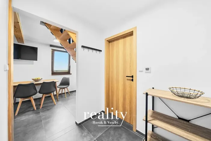 Prodej ubytování, Perná, 205 m2