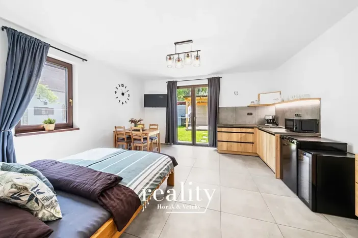 Prodej rodinného domu, Perná, 205 m2