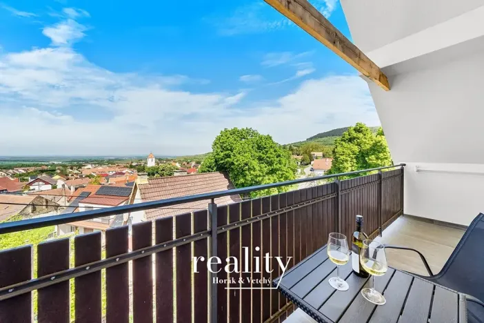 Prodej rodinného domu, Perná, 205 m2