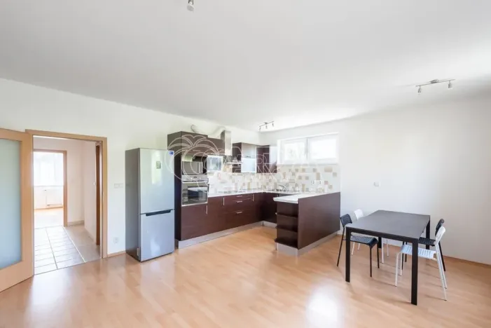Pronájem bytu 3+kk, Horoměřice, K Vodárně, 75 m2