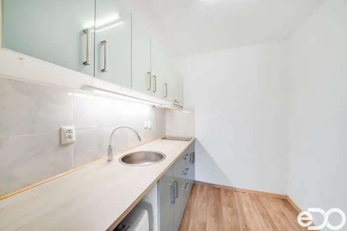 Pronájem bytu 1+kk, Praha - Stodůlky, Hábova, 36 m2