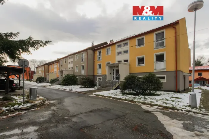 Prodej bytu 3+1, Jeseník - Bukovice, Sládkova, 67 m2