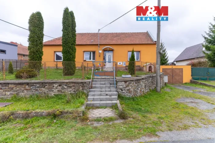 Prodej rodinného domu, Otinoves, 194 m2