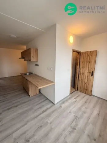 Prodej bytu 2+1, Chomutov, Kamenná, 61 m2