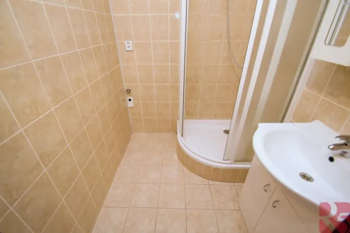 Pronájem bytu 4+1, Praha - Chodov, Blatenská, 89 m2