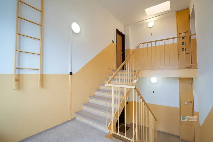 Pronájem bytu 4+1, Praha - Háje, Hviezdoslavova, 74 m2