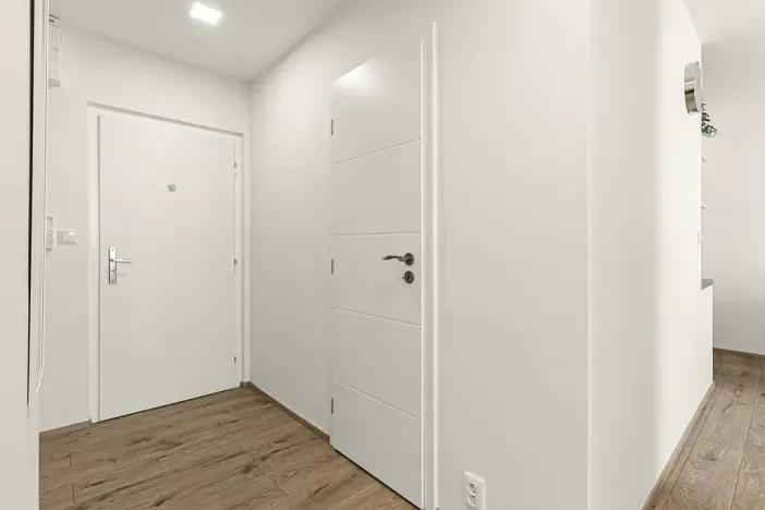 Pronájem bytu 2+kk, Praha - Chodov, Hněvkovského, 42 m2