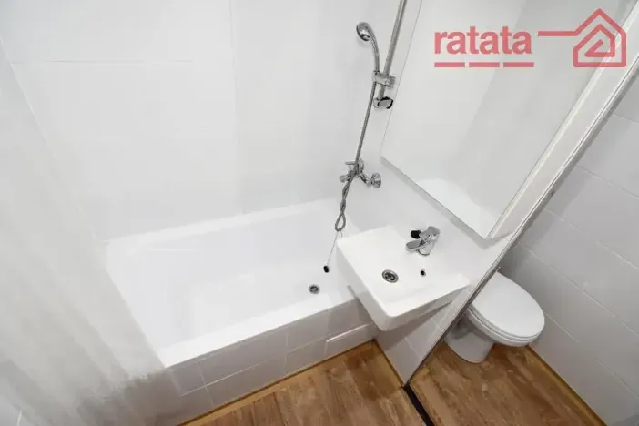 Pronájem bytu 1+1, Chomutov, Březenecká, 33 m2