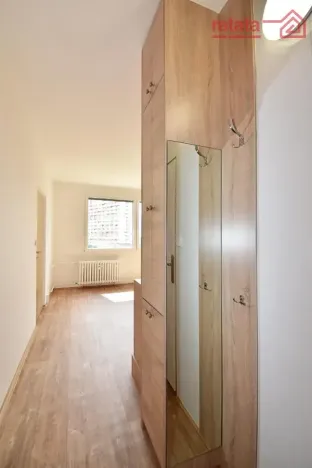 Pronájem bytu 1+1, Chomutov, Březenecká, 33 m2