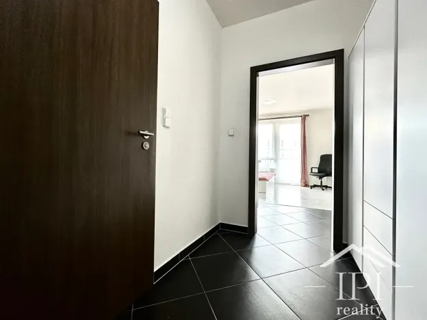 Prodej bytu 1+kk, Praha - Střížkov, Makedonská, 32 m2