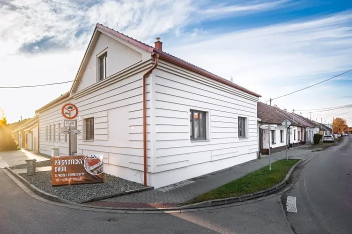 Prodej bytu 4+kk, Přísnotice, Žabčická, 104 m2