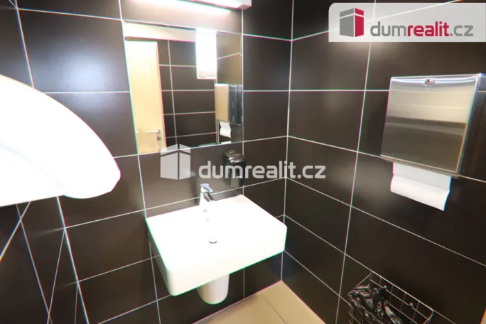 Pronájem kanceláře, Uherské Hradiště, Stojanova, 27 m2